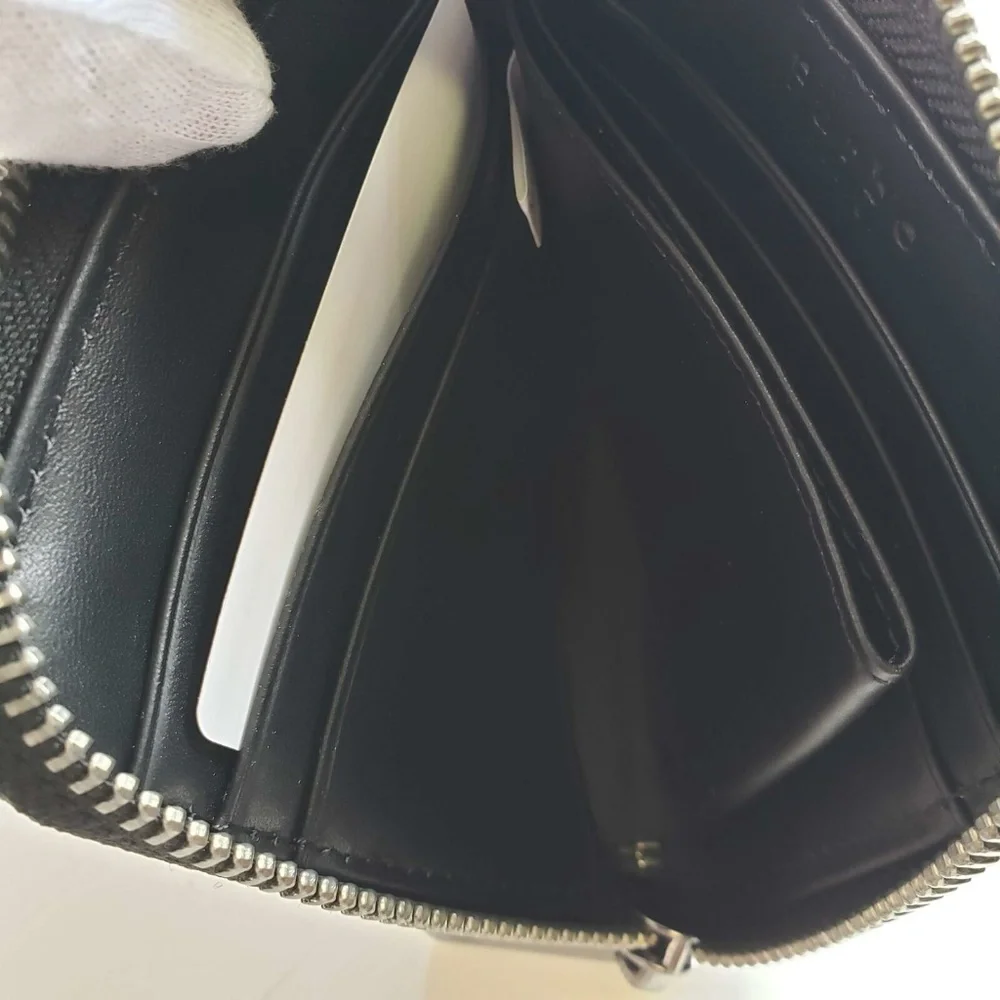 Furbo Design FRB133 Card Wallet with Zipper- Black